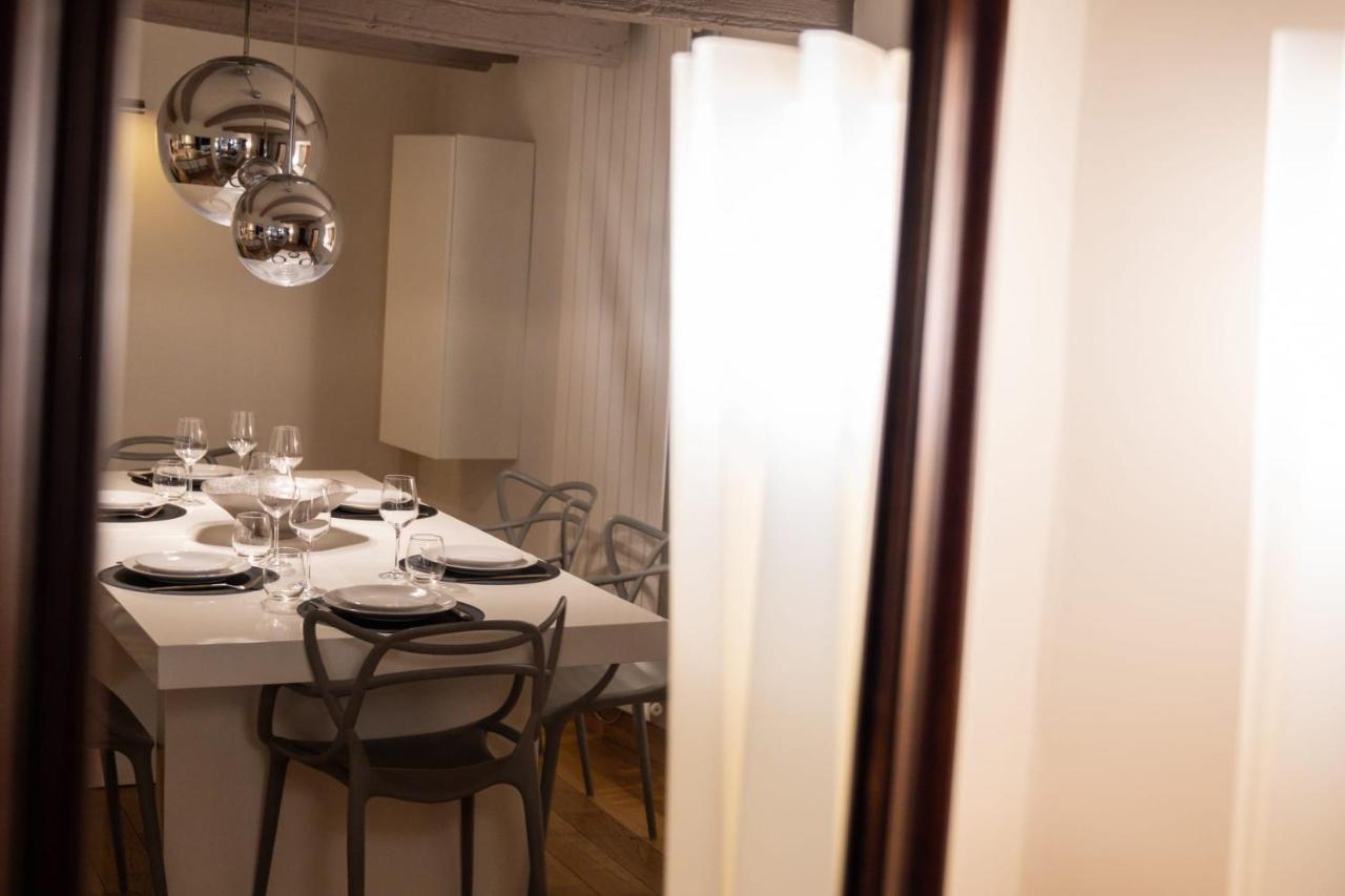 La Tour Du Lac - Beautiful Apartment In The Heart Of Annecy Bagian luar foto